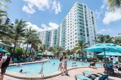 Tides Apt On Hollywood Beach מראה חיצוני תמונה